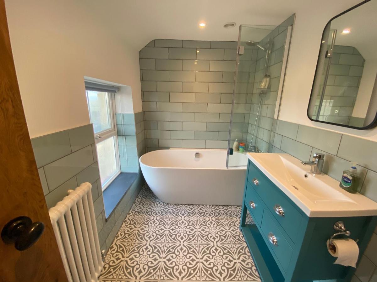 하버포드웨스트 Little Hilton Farm B&B 외부 사진