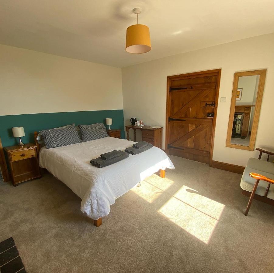 하버포드웨스트 Little Hilton Farm B&B 외부 사진
